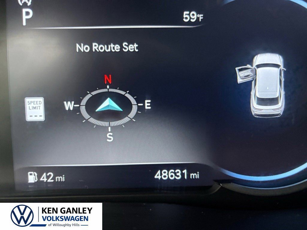 Used 2023 Genesis GV70 2.5T w/ Advanced Package AWD/4WD image 23