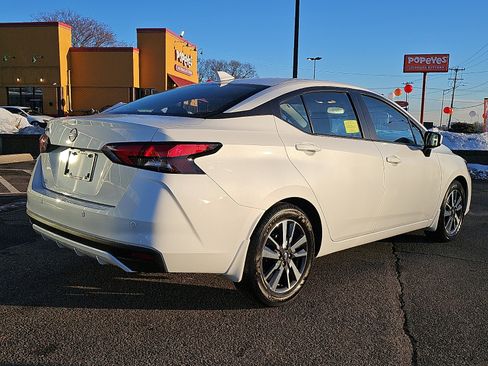 Certified 2025 Nissan Versa SV w/ Trunk Package image 6