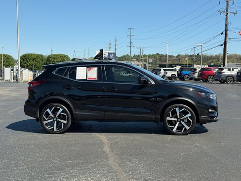 Certified 2022 Nissan Rogue Sport SL image 8