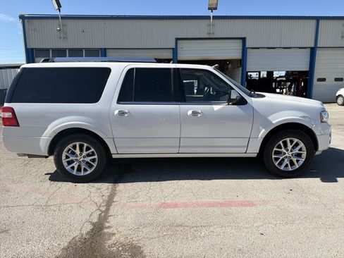 Used 2017 Ford Expedition EL Limited w/ Equipment Group 301A AWD/4WD image 6