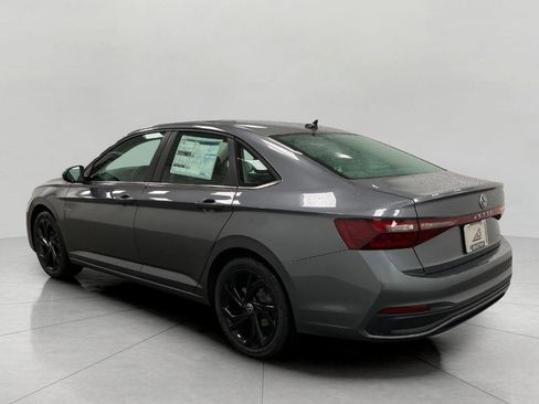 New 2026 Volkswagen Jetta SE image 6