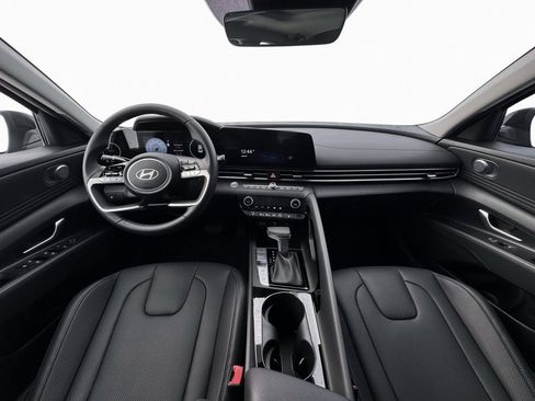 New 2026 Hyundai Elantra Limited FWD image 13