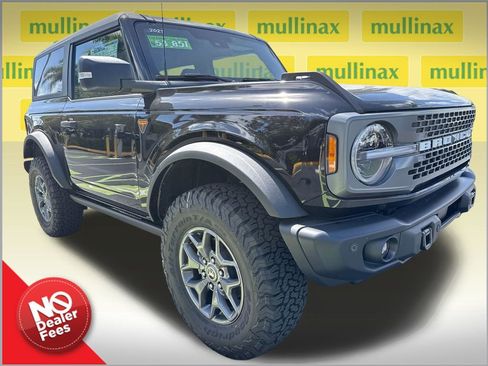 New 2025 Ford Bronco Badlands AWD/4WD image 1
