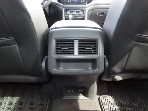 Used 2021 Volkswagen Atlas Cross Sport SEL AWD/4WD image 26