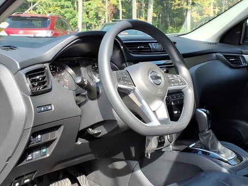 Used 2021 Nissan Rogue Sport S image 20