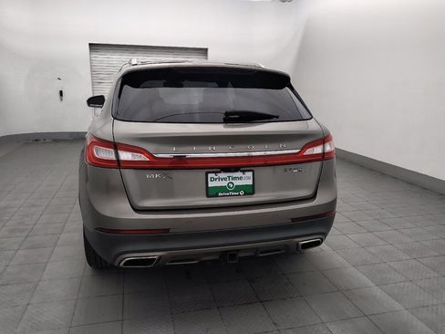 Used 2016 Lincoln MKX Reserve w/ Luxury Package AWD/4WD image 6
