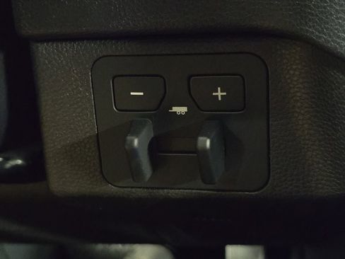 New 2026 Toyota Tundra SR5 image 8