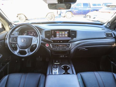 Used 2024 Honda Passport TrailSport image 12