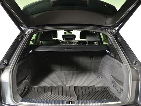 Used 2023 Audi e-tron Premium Plus w/ Premium Plus Package image 24