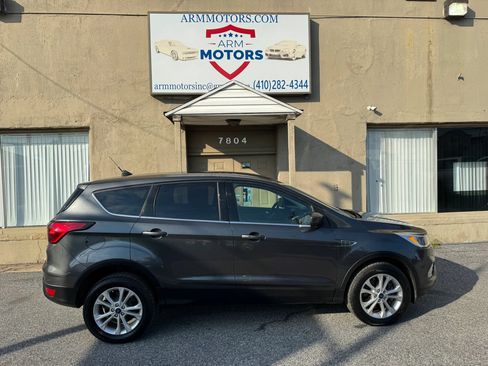 Used 2019 Ford Escape SE AWD/4WD image 7