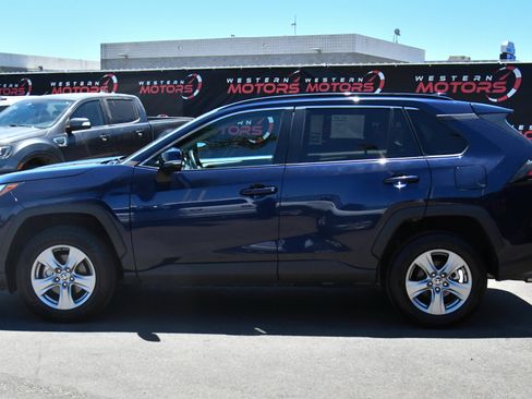 Used 2024 Toyota RAV4 XLE FWD image 4