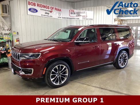Used 2024 Jeep Wagoneer Series III w/ Premium Group I AWD/4WD image 1