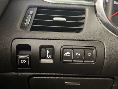 Used 2017 Chevrolet Impala Premier FWD image 19