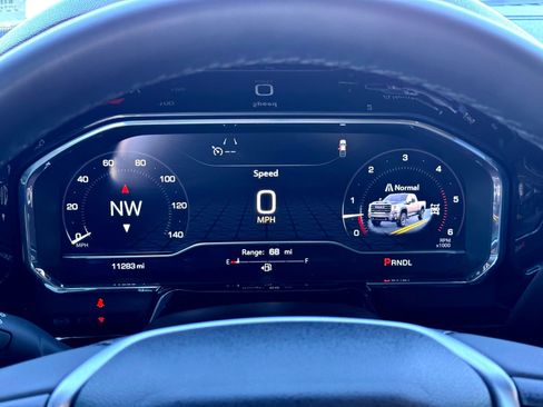 Used 2025 GMC Sierra 2500 SLT w/ SLT Convenience Package image 29