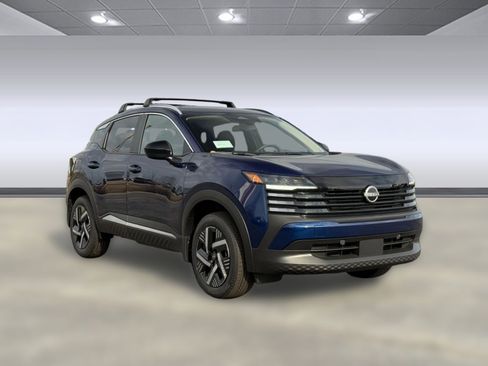 New 2026 Nissan Kicks SV w/ SV Premium Package image 6