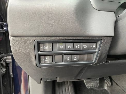 Used 2024 Toyota Sequoia Platinum AWD/4WD image 13