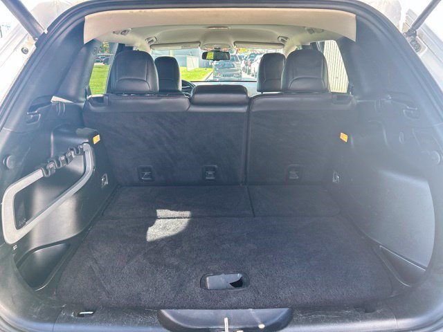 Used 2018 Jeep Cherokee Trailhawk w/ Comfort & Convenience Group AWD/4WD image 36