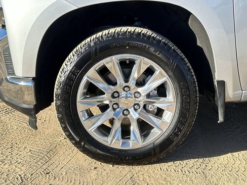 Certified 2022 Chevrolet Silverado 1500 LT RWD image 30