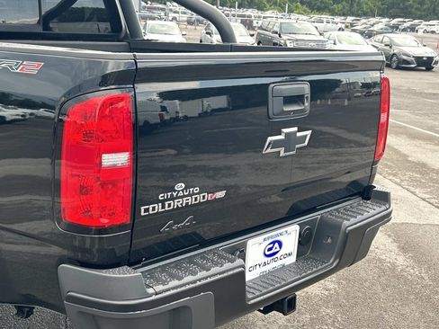 Used 2019 Chevrolet Colorado ZR2 w/ ZR2 Midnight Special Edition AWD/4WD image 14
