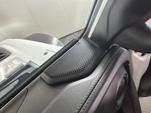 Used 2024 Jeep Wrangler Unlimited Rubicon 4xe AWD/4WD image 28