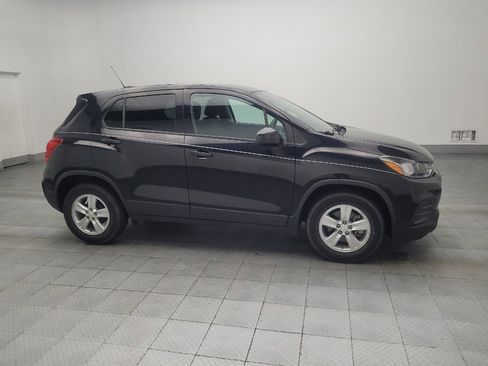 Used 2020 Chevrolet Trax LS w/ Tint and Cruise Package image 11
