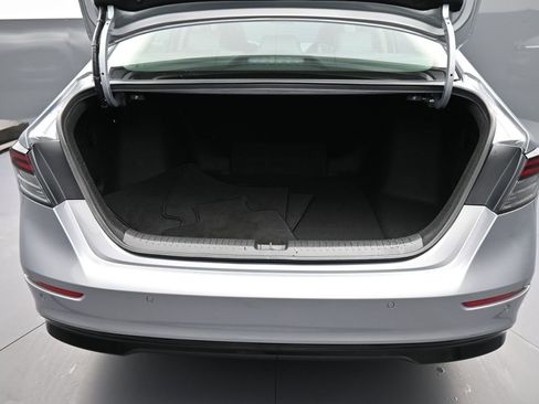 Certified 2025 Honda Accord EX-L image 21