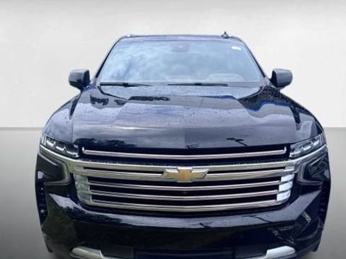 Used 2024 Chevrolet Suburban High Country w/ Max Trailering Package AWD/4WD image 2