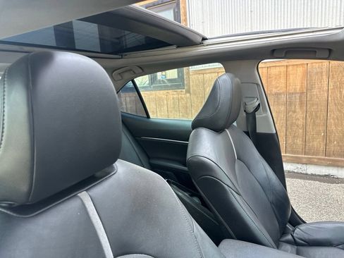 Used 2021 Toyota Camry XSE FWD image 28