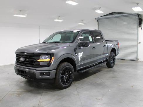 New 2026 Ford F150 XLT w/ Equipment Group 302A MID image 3