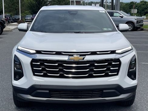 New 2026 Chevrolet Equinox LT w/ Convenience Package II image 2