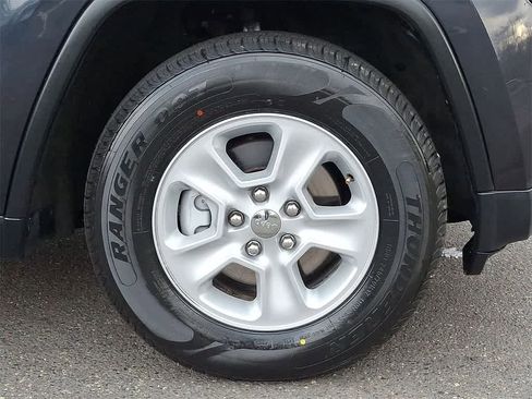 Used 2015 Jeep Grand Cherokee Laredo w/ Quick Order Package 23E image 26