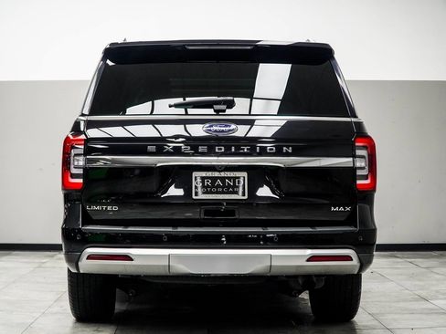 Used 2024 Ford Expedition Max Limited image 11
