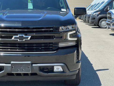 Used 2022 Chevrolet Silverado 1500 RST w/ LPO, Blackout Package AWD/4WD image 13