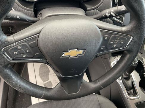 Used 2017 Chevrolet Cruze LT w/ Convenience Package FWD image 24