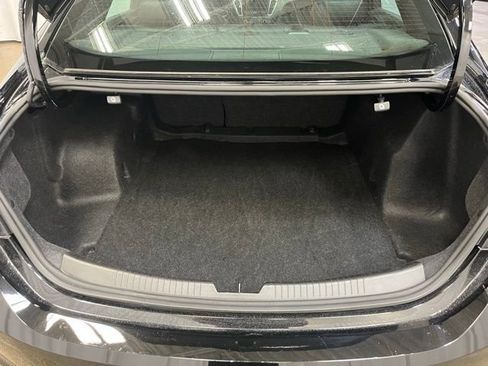 Used 2024 Chevrolet Malibu LT image 11