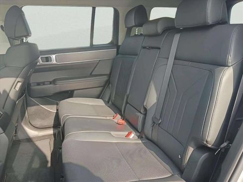 Used 2025 Hyundai Santa Fe XRT AWD/4WD image 7