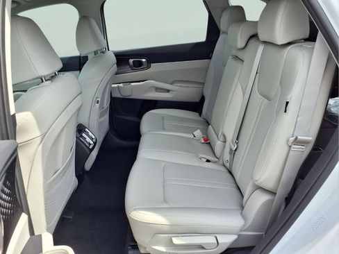 New 2026 Kia Sorento S FWD image 16