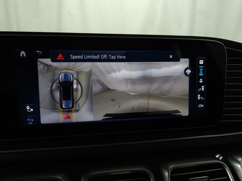 Used 2024 Mercedes-Benz GLS 450 4MATIC image 30