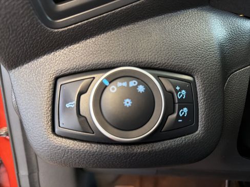 Used 2019 Ford Escape S image 15