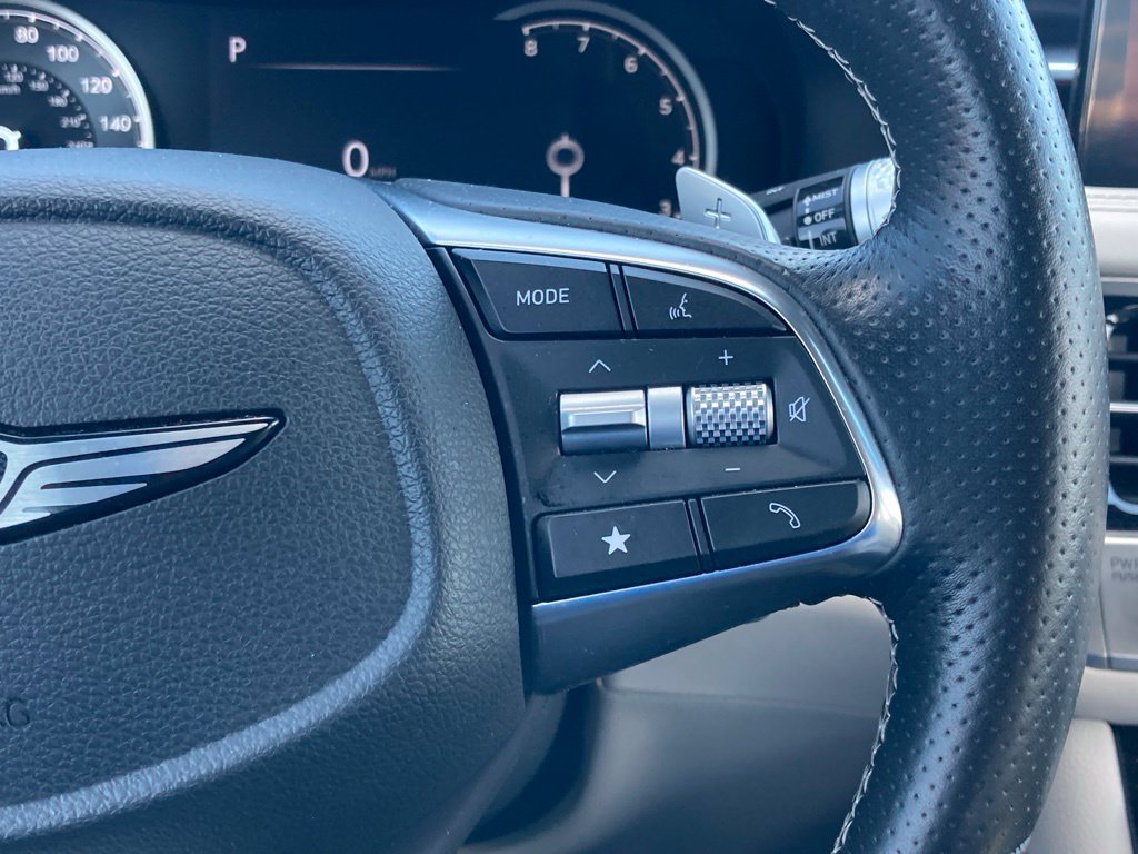 Used 2025 Genesis G70 2.5T RWD image 17