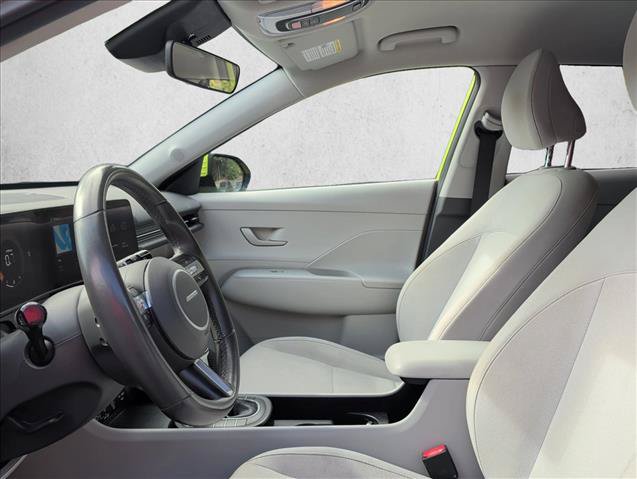 Used 2025 Hyundai Kona SEL AWD/4WD image 7