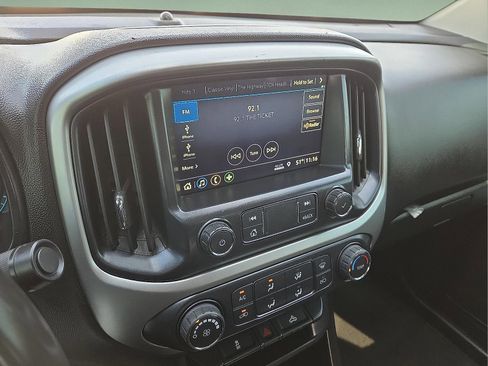 Certified 2019 Chevrolet Colorado LT image 16