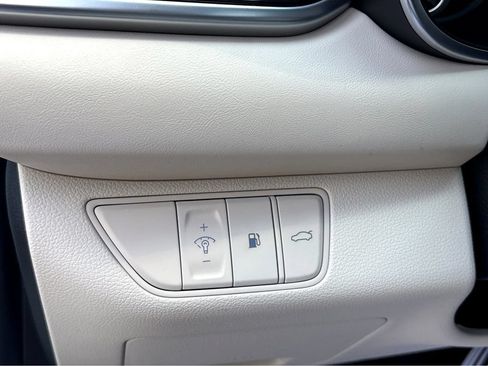 New 2026 Genesis G70 2.5T RWD image 24