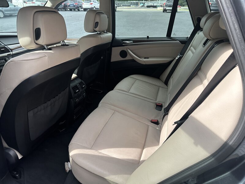 Used 2013 BMW X5 xDrive35i AWD/4WD image 6