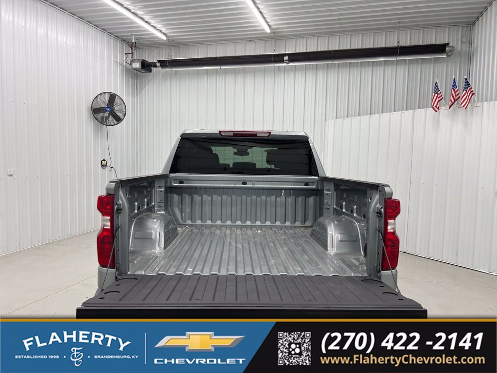 Used 2025 Chevrolet Silverado 1500 LT AWD/4WD image 21