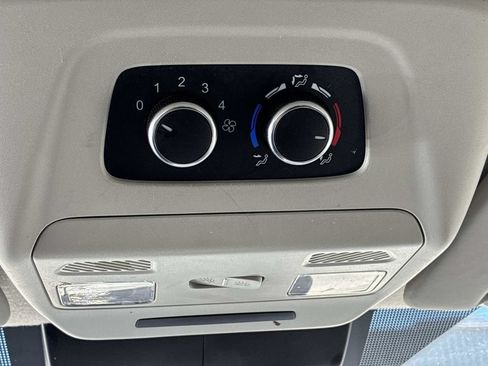 Used 2024 Ford Transit 350 XLT RWD image 41