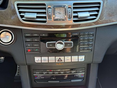 Used 2015 Mercedes-Benz E 350 4MATIC Sedan image 17