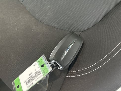 Used 2023 Chrysler Voyager LX FWD image 11