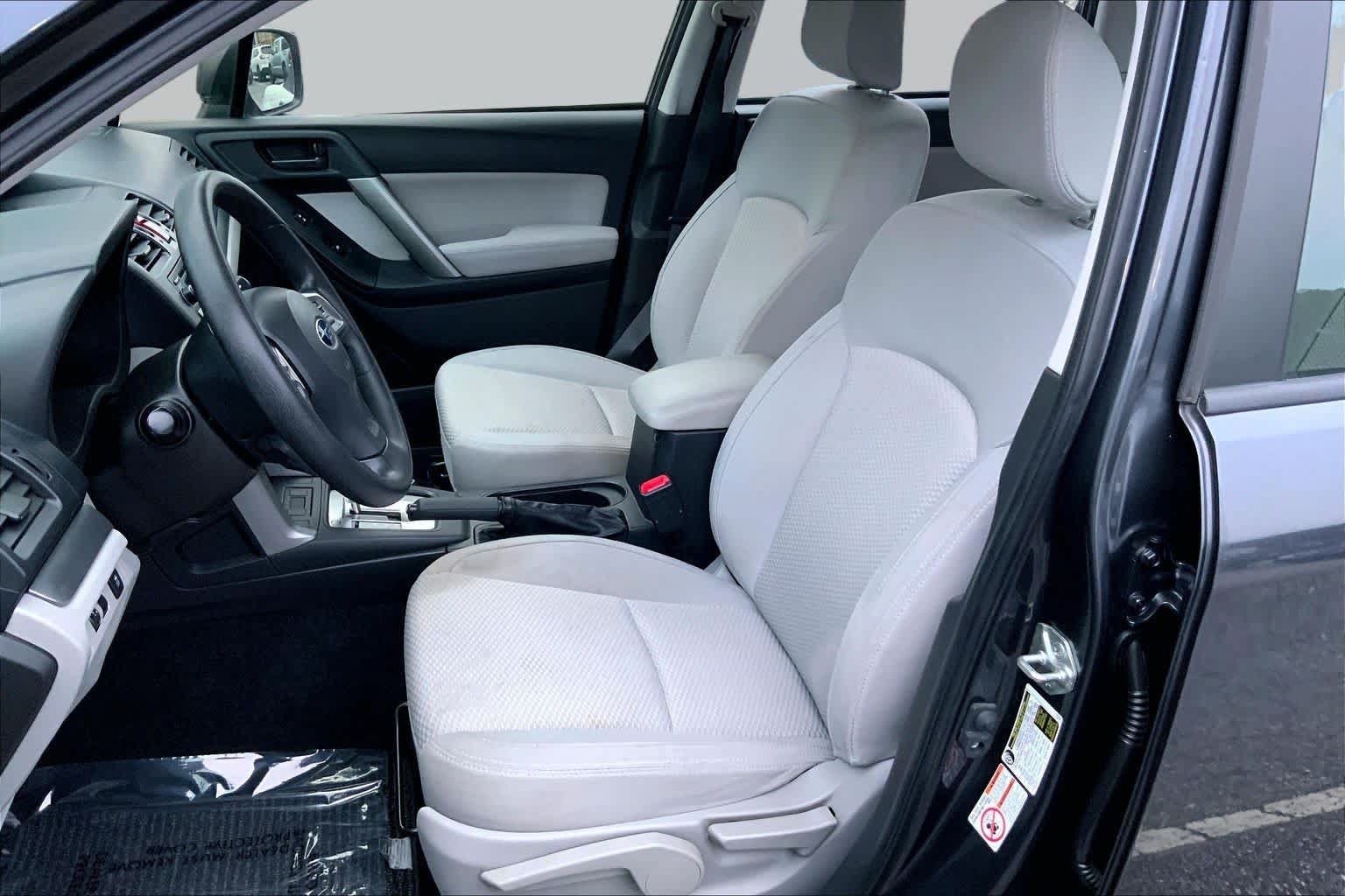 Used 2015 Subaru Forester 2.5i w/ Popular Package #2 AWD/4WD image 6