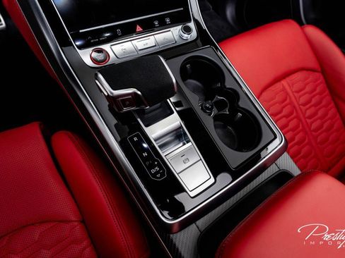 Used 2025 Audi RS Q8 performance image 32